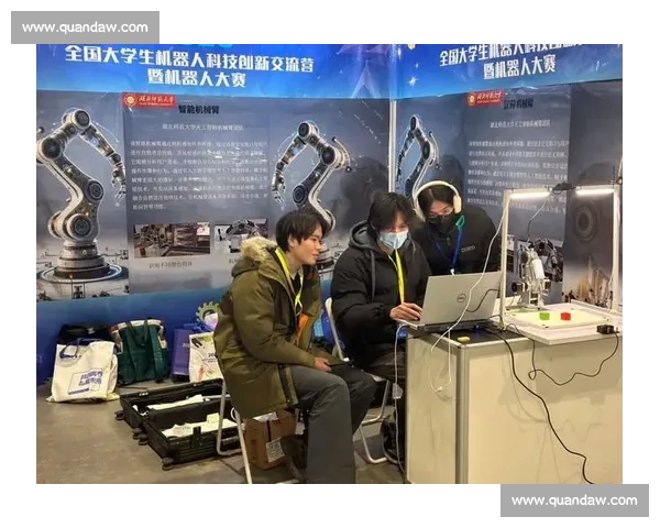 智能科技引领未来青年创新实践机器人竞技交流盛会